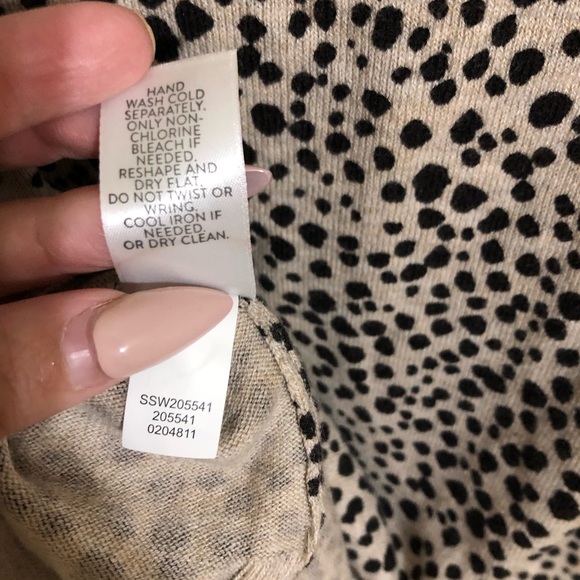 J. Jill Animal Print Sweater 3/4 Length Sleeves Size XS - Picture 8 of 8